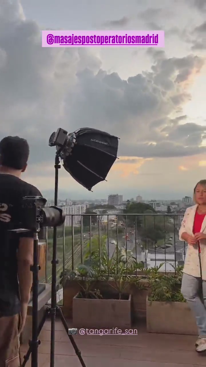 Image gallery marquee